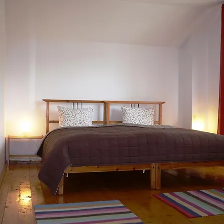 Guest house Pensiunea Tiuta 3*